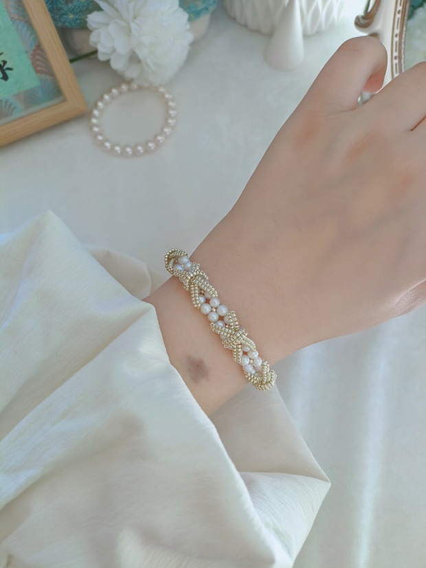 Luxury Pearl Starfish Bracelet – Elegant Beach-Inspired Jewelry for Women
