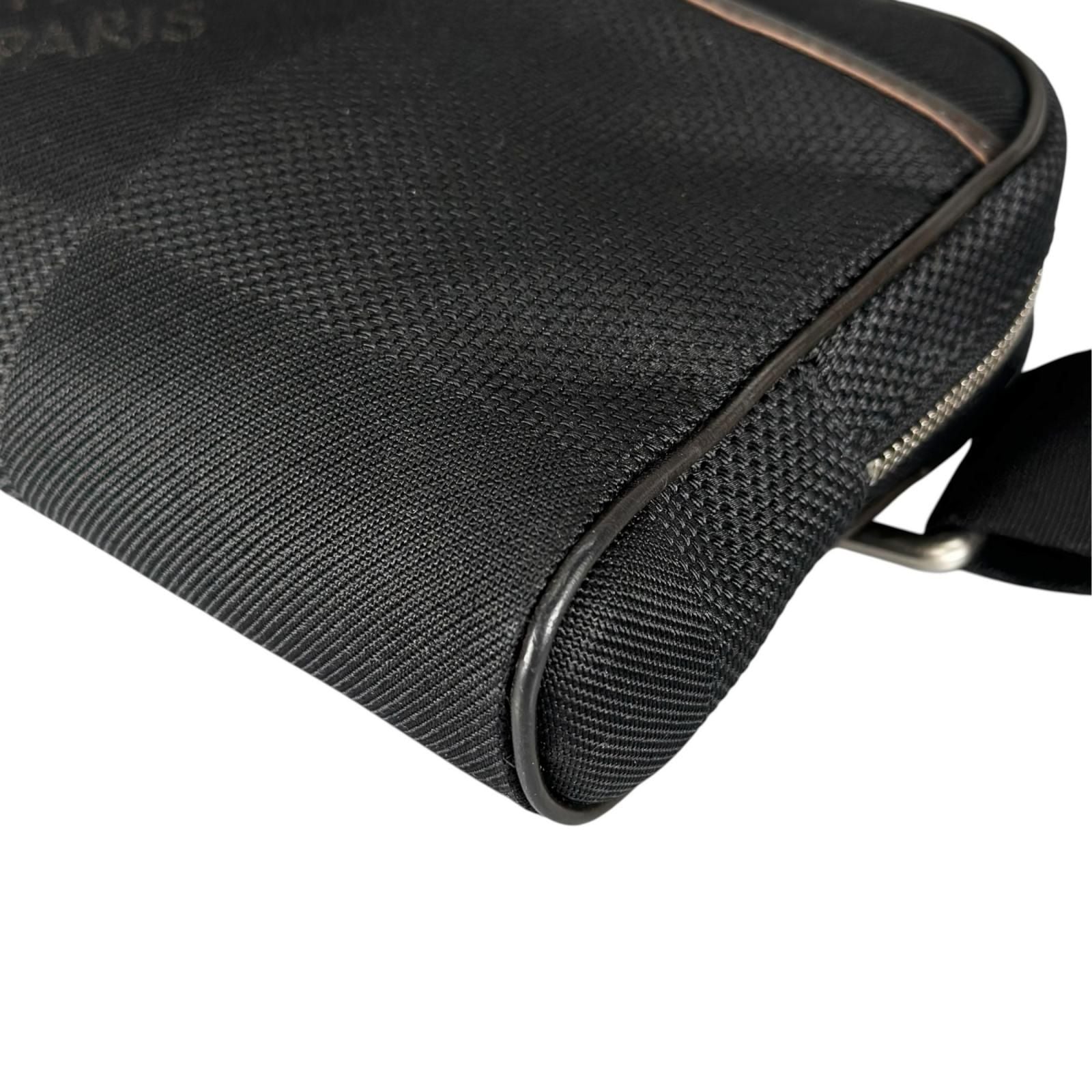 Louis Vuitton Acrobat Damier Geant Noir Leather Nylon Black Belt Bag Silver