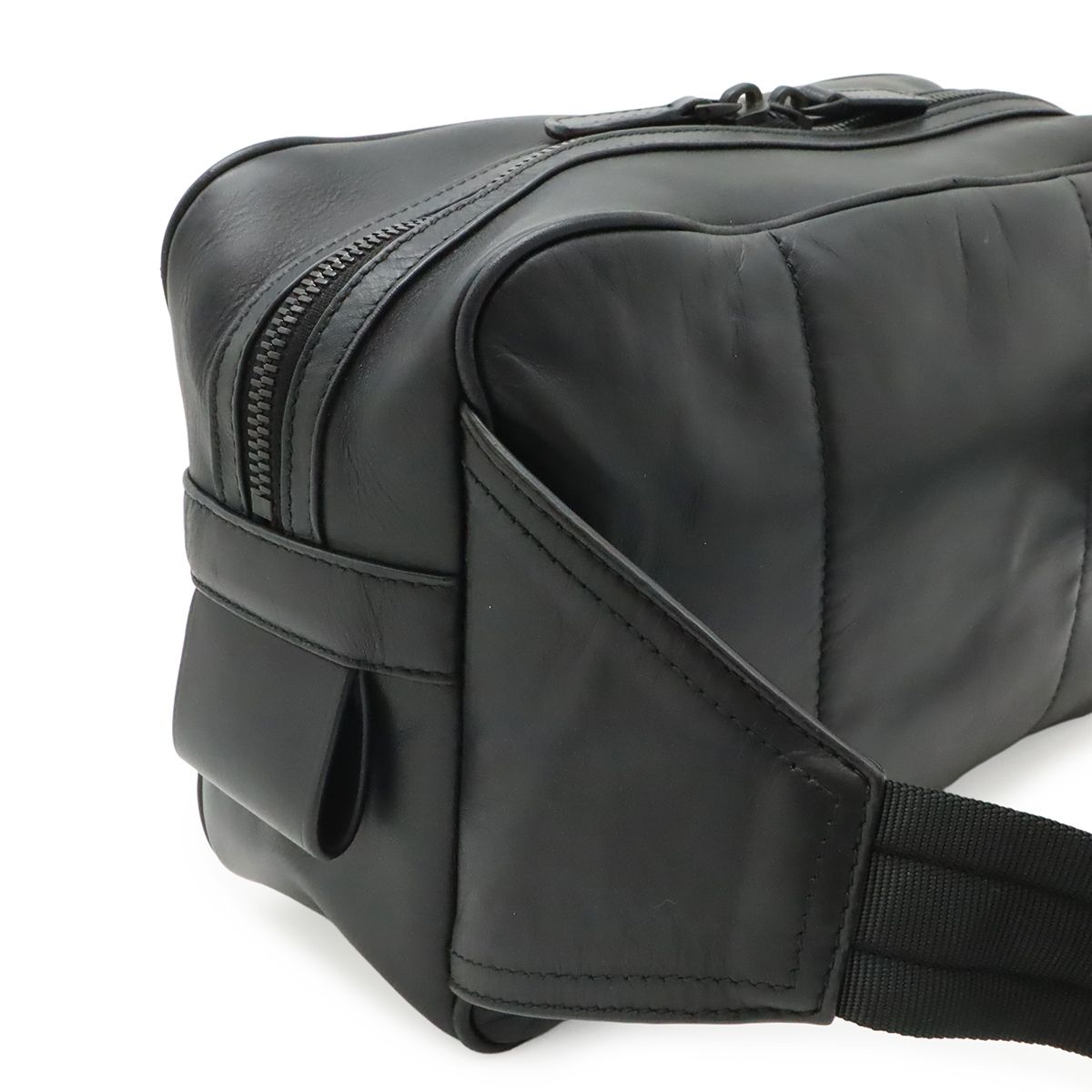 Bottega Veneta Leggero Belt Bag Leather Black