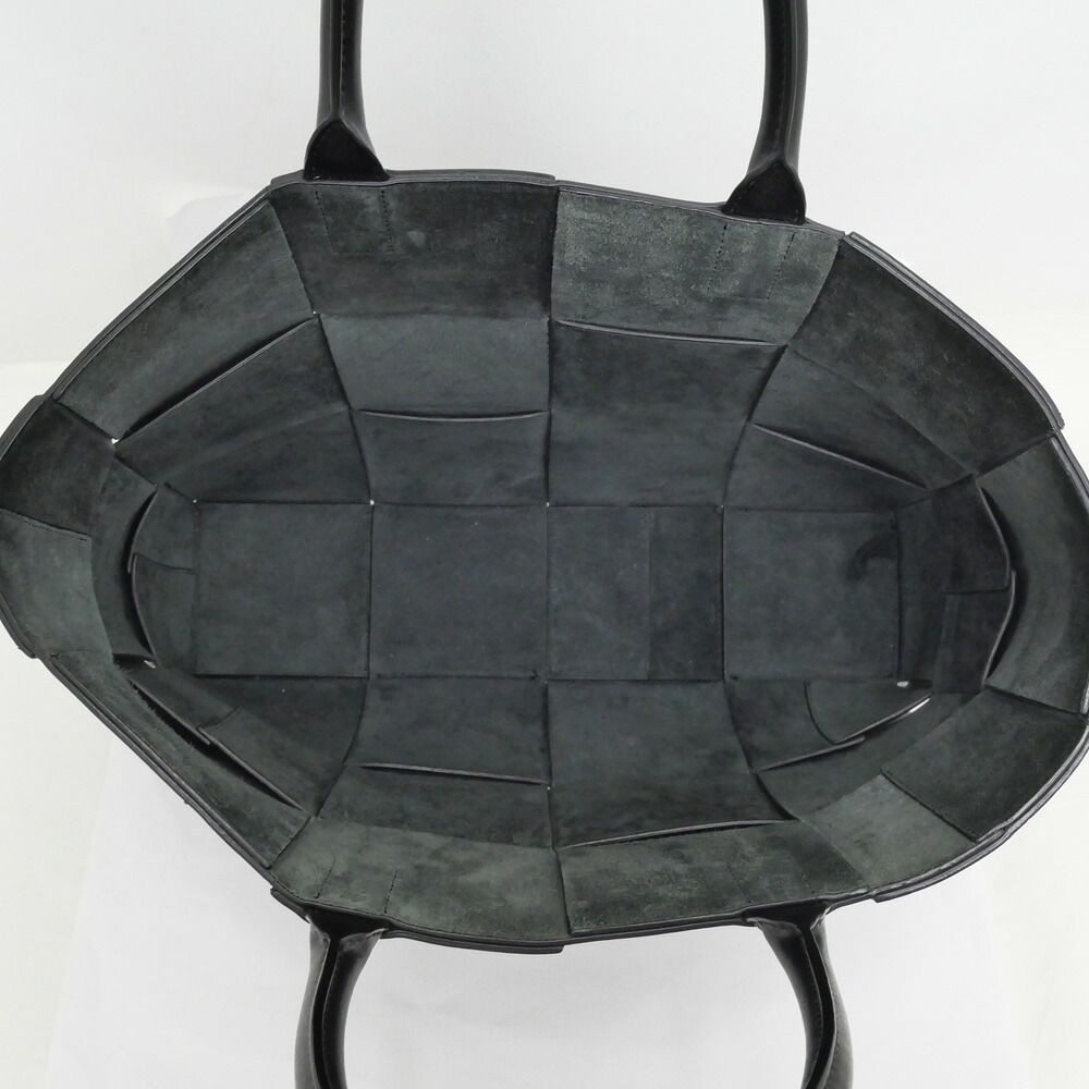 Bottega Veneta Arco Tote Bag Black Intrecciato Calf Leather