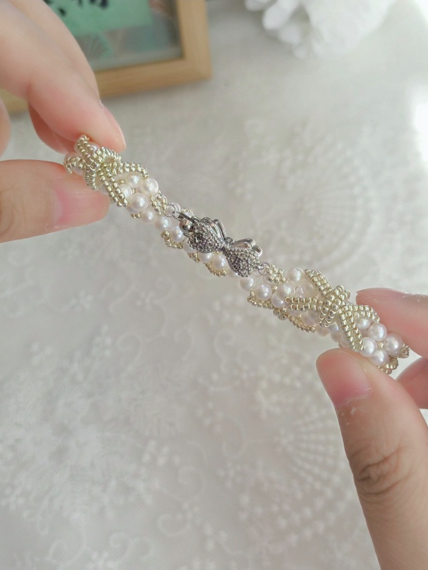 Luxury Pearl Starfish Bracelet – Elegant Beach-Inspired Jewelry for Women