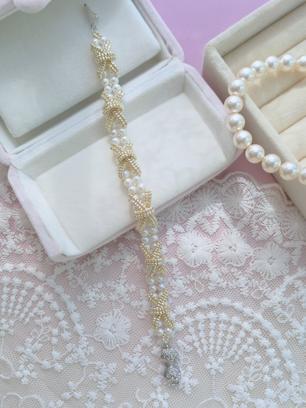 Luxury Pearl Starfish Bracelet – Elegant Beach-Inspired Jewelry for Women