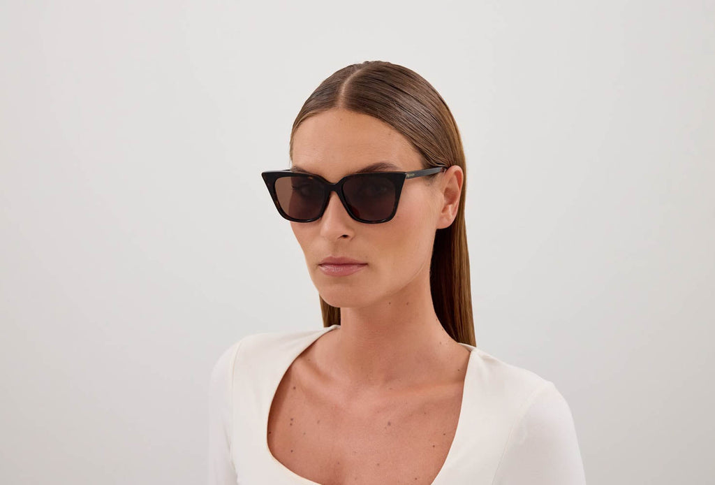 Alexander Mcqueen AM0556S