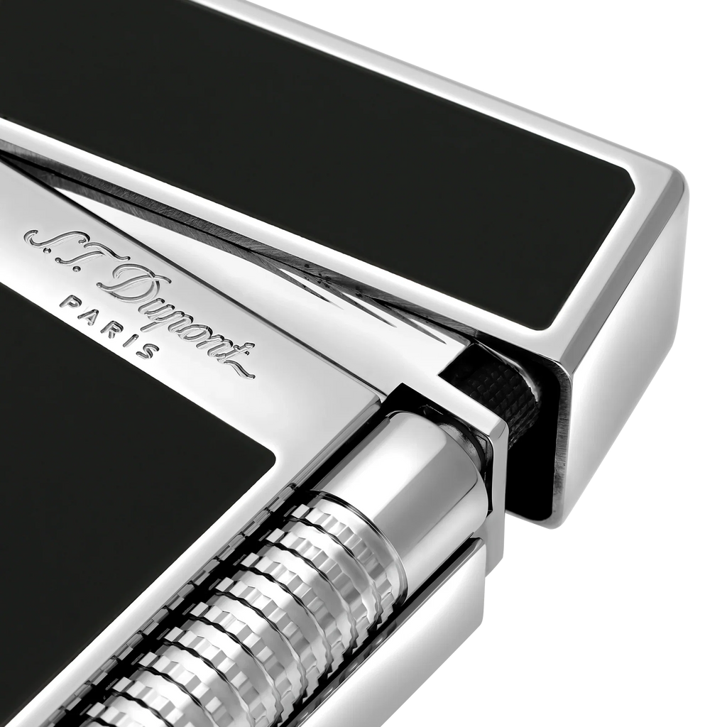 S.T. DUPONT LE GRAND Natural Lacquer Black Lighter/Briquet C23010