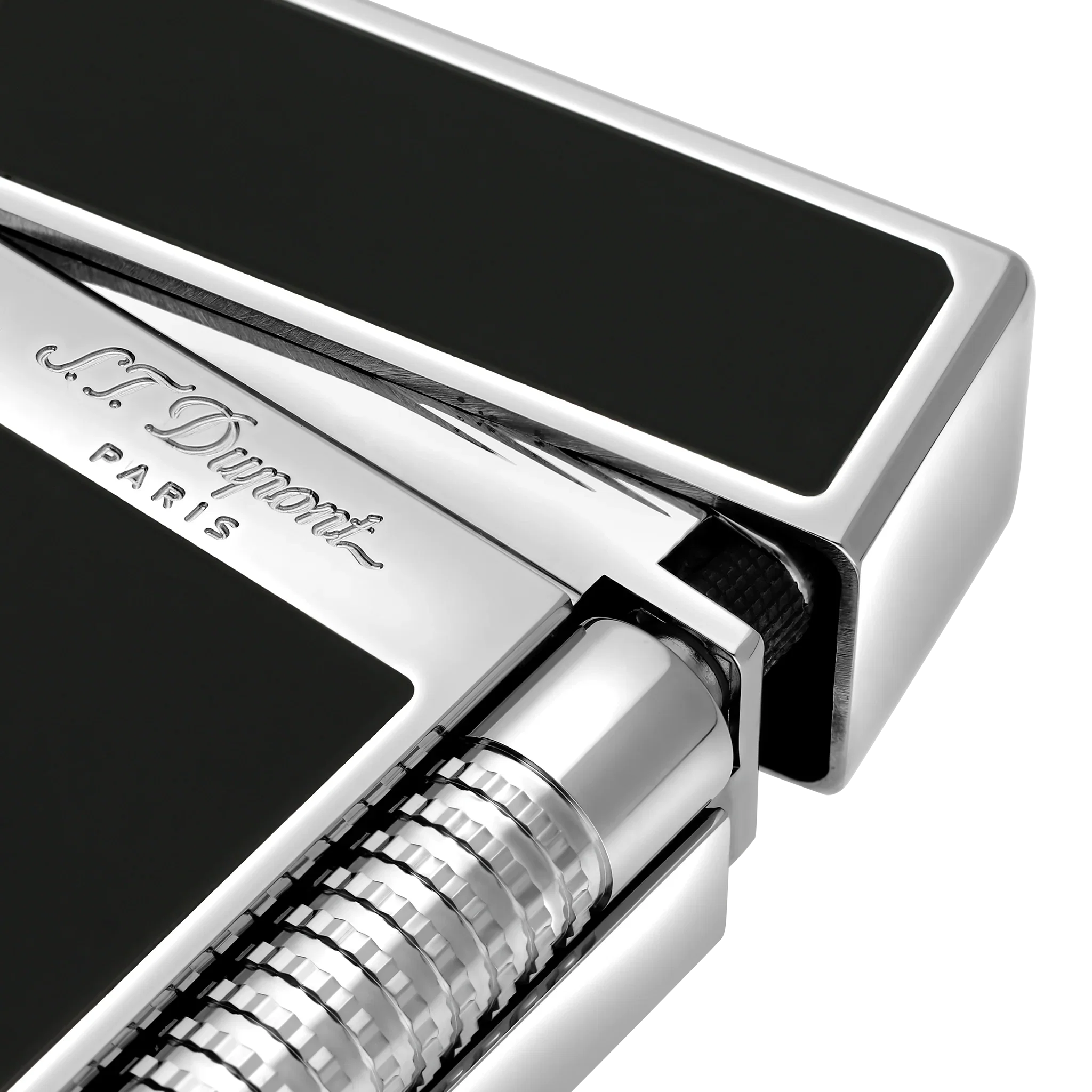 S.T. DUPONT LE GRAND Natural Lacquer Black Lighter/Briquet C23010