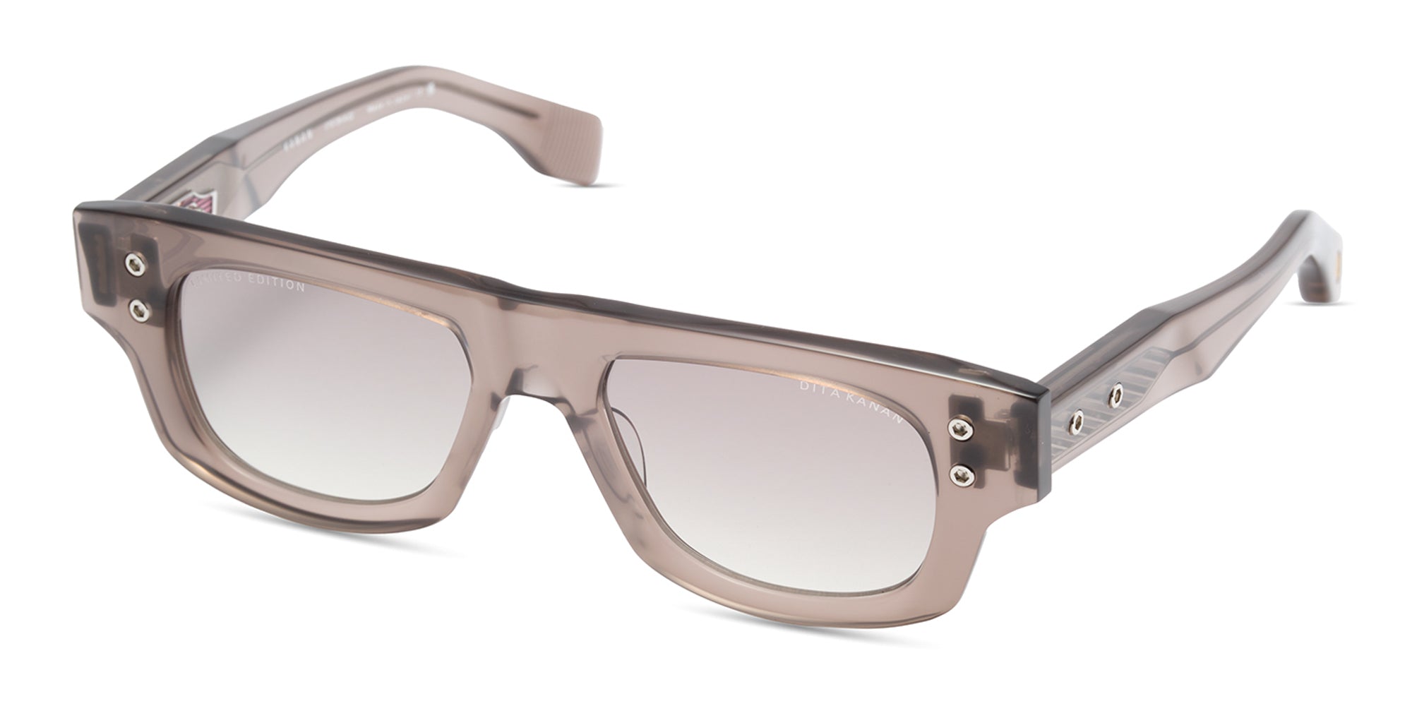 Dita Kanan DTS735
