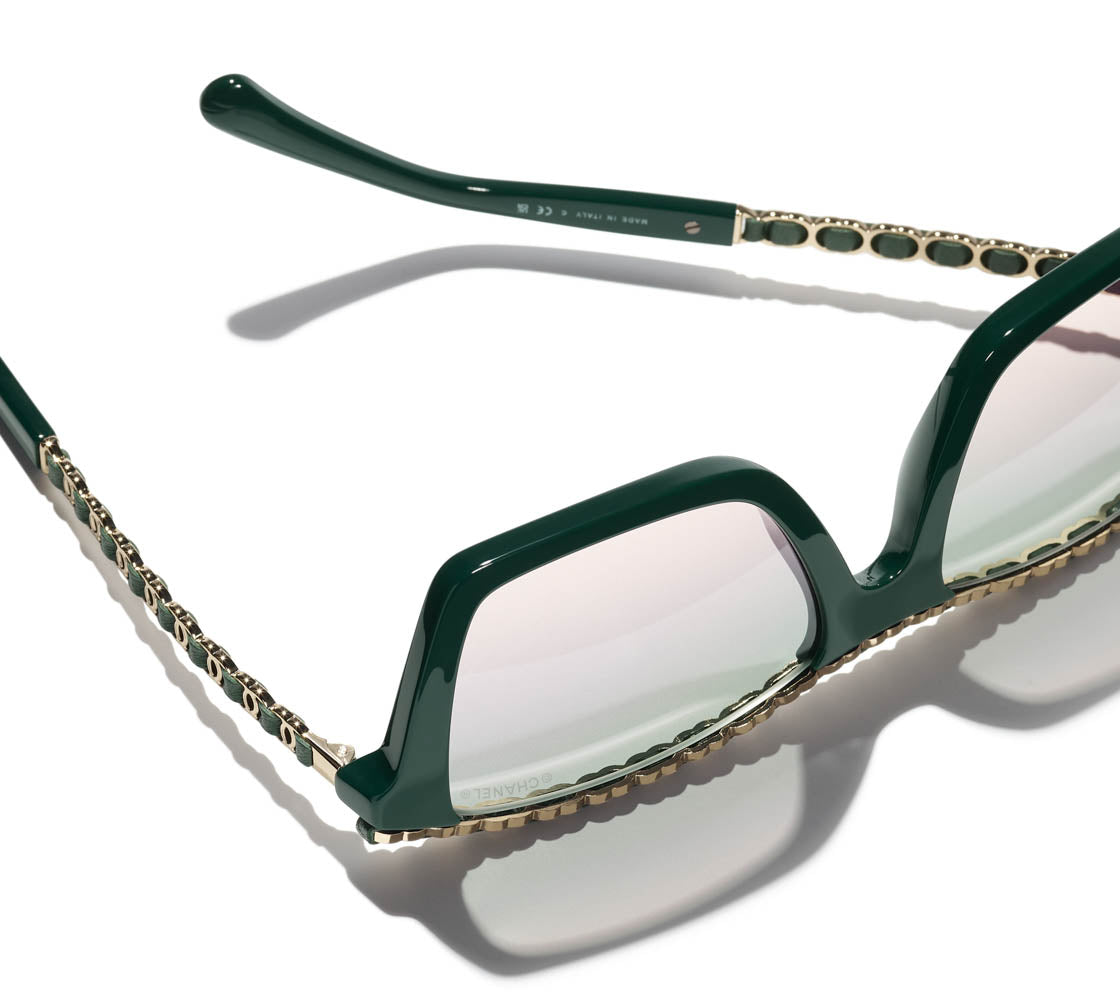 CHANEL 5548Q