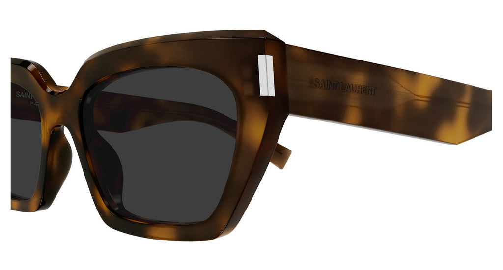 Saint Laurent SL 826 Page