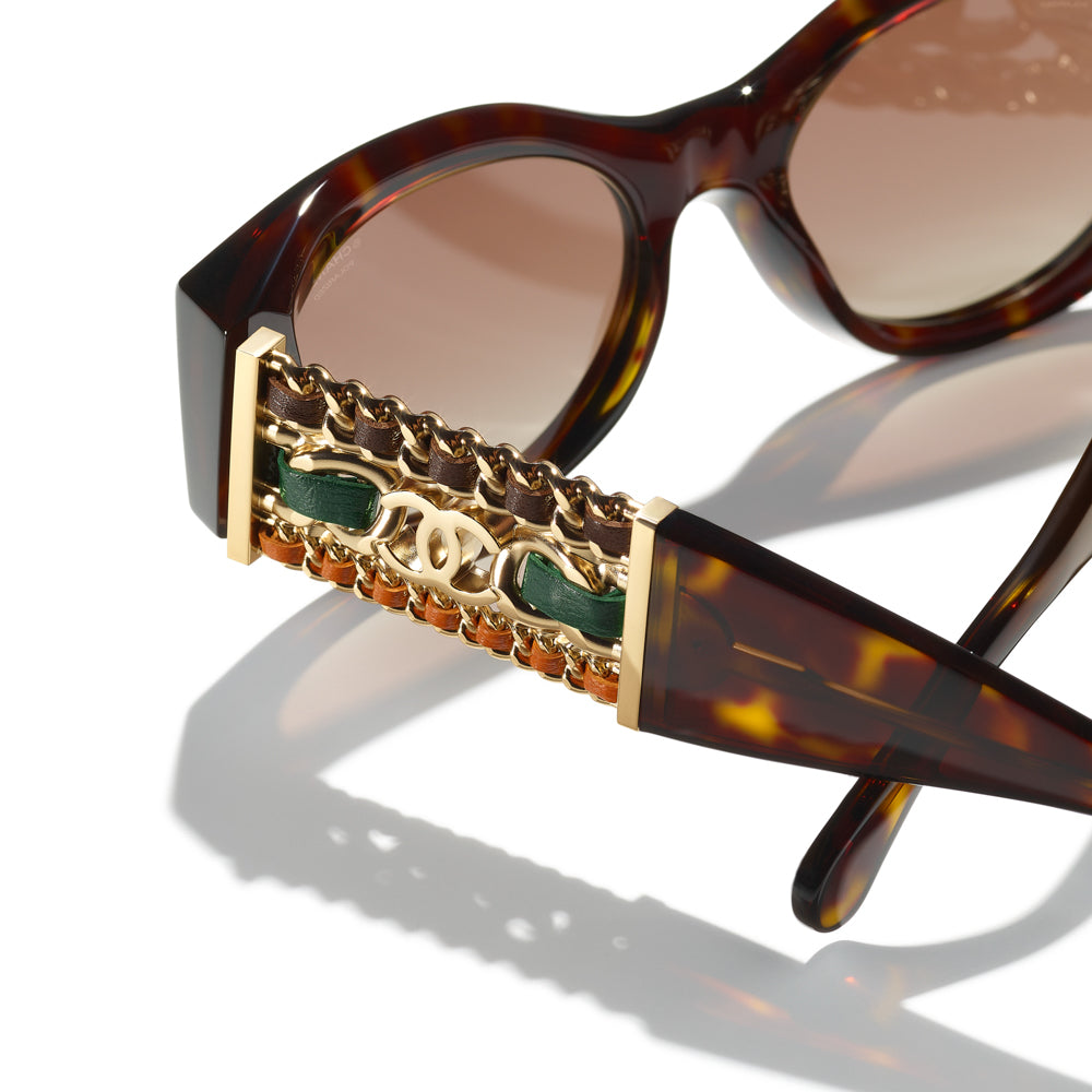 CHANEL 5536Q