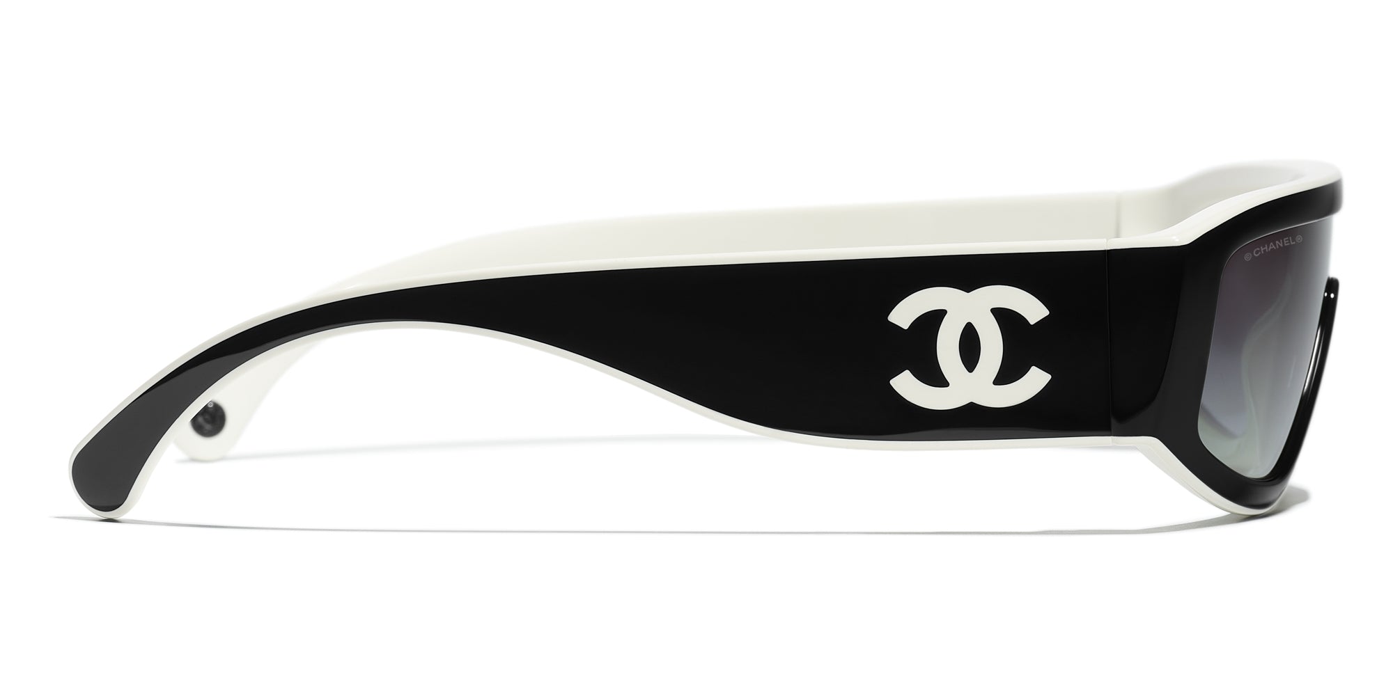 CHANEL 6057