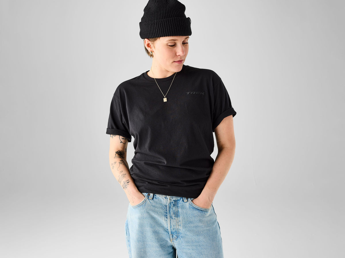 Trek Monochromatic Logo Large Black Shirt