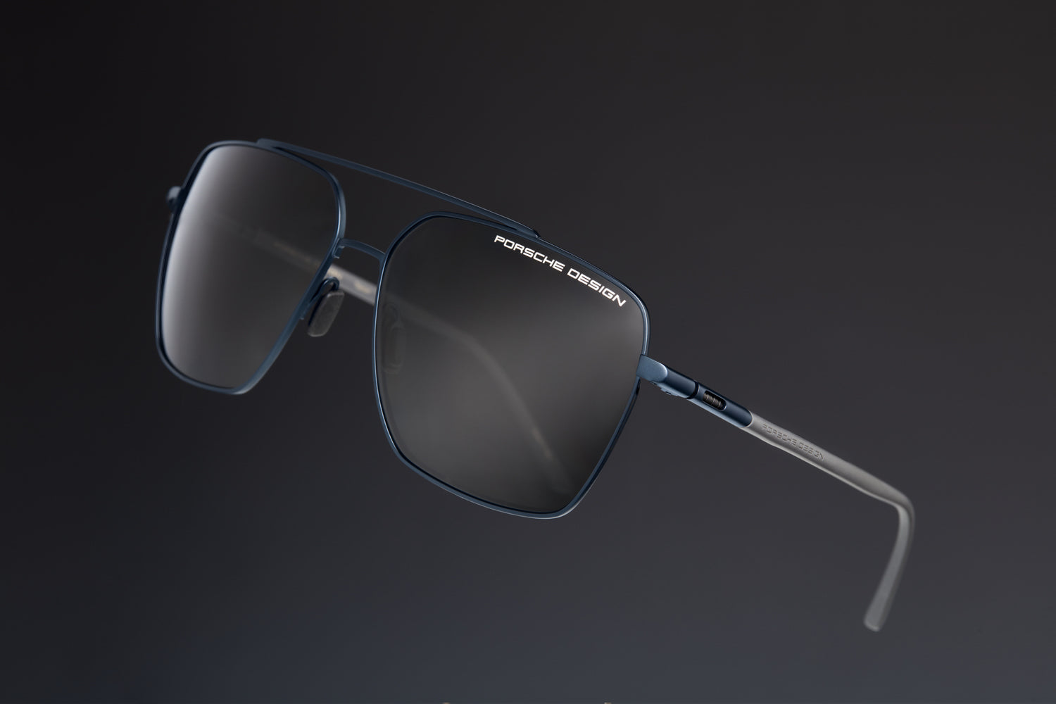 Porsche Design P8974