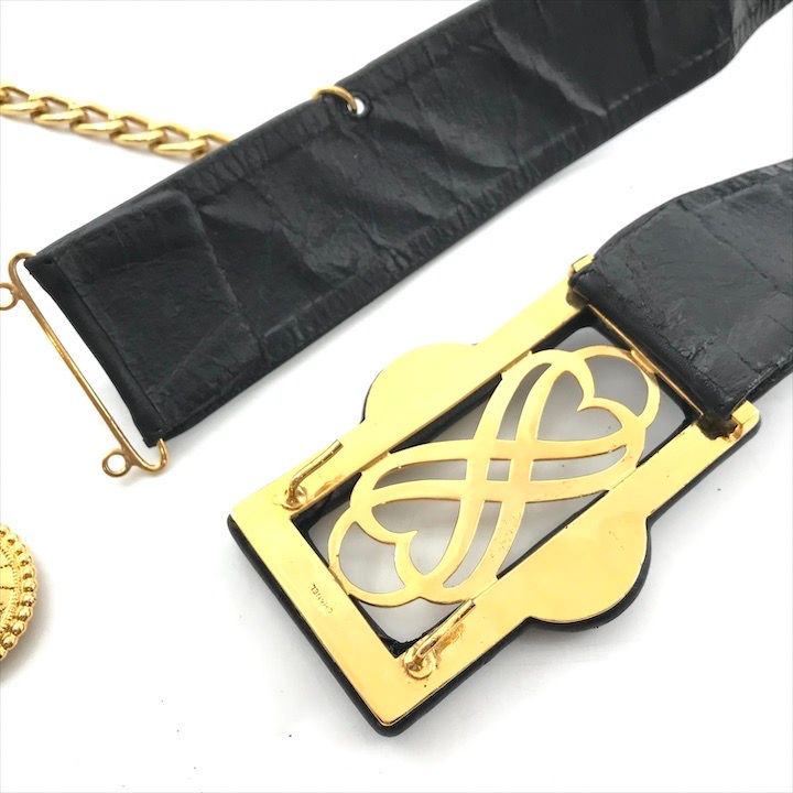 Chanel CC Logo Leather Belt Black Gold